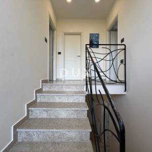 OPATIJA, LOVRAN – Vila s bazenom i pogledom 