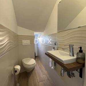 OPATIJA, LOVRAN – Vila s bazenom i pogledom 