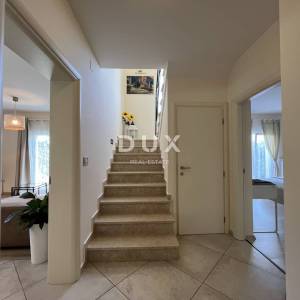 OPATIJA, LOVRAN – Vila s bazenom i pogledom 