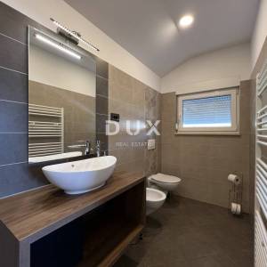 OPATIJA, LOVRAN – Vila s bazenom i pogledom 