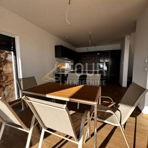 Opatija, novogradnja, vila s bazenom, pogled na more