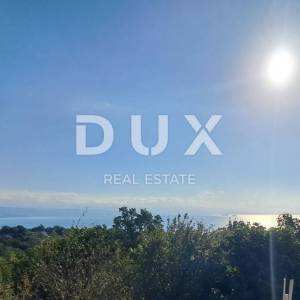 OPATIJA, OPRIĆ – dvojna kuća s dvije terase, okućnicom i panoramskim pogledom na more