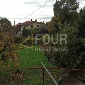 Opatija - Poljane, kamena starina s velikom okućnicom!