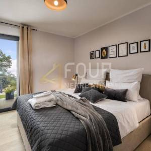 Opatija, Poljane, vila s bazenom i panoramskim pogledom na more