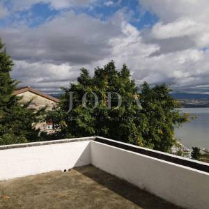 Opatija stan na lijepoj lokaciji