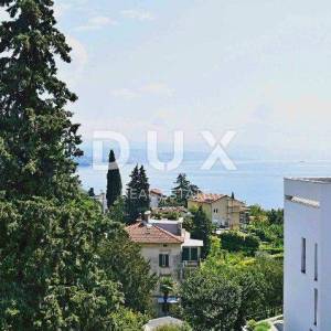 OPATIJA -  stan u vili sa bazenom