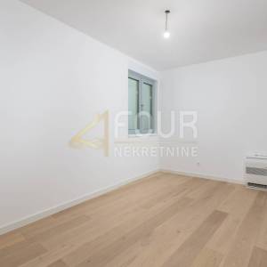 Opatija, vrhunska novogradnja, 2skl, pogled na more