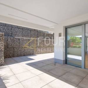 Opatija, vrhunska novogradnja, 2skl, pogled na more