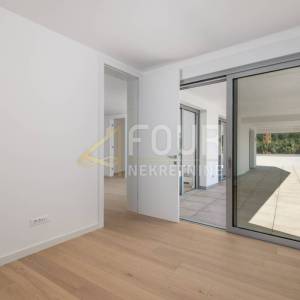 Opatija, vrhunska novogradnja, 3skl, pogled na more