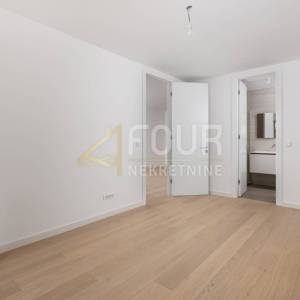 Opatija, vrhunska novogradnja, 3skl, pogled na more