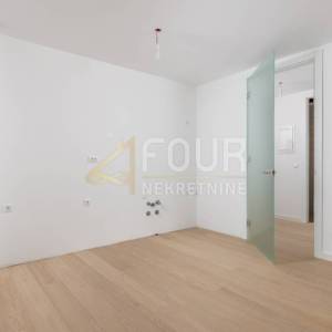 Opatija, vrhunska novogradnja, 3skl, pogled na more