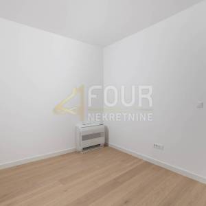 Opatija, vrhunska novogradnja, 2skl, pogled na more