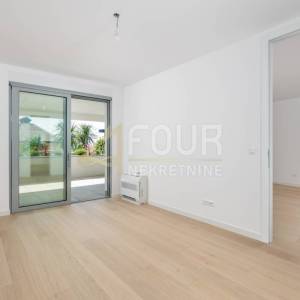 Opatija, vrhunska novogradnja, 2skl, pogled na more