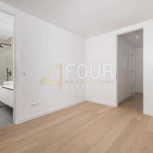 Opatija, vrhunska novogradnja, 2s+db, pogled na more