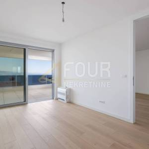 Opatija, vrhunska novogradnja, 2s+db, pogled na more