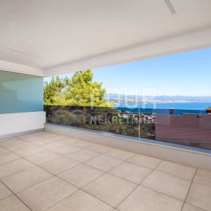 Opatija, vrhunska novogradnja, 2s+db, pogled na more