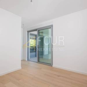 Opatija, vrhunska novogradnja, 2s+db, pogled na more