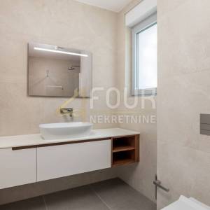 Opatija, vrhunska novogradnja, 2s+db, pogled na more