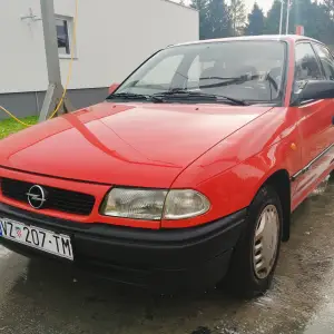 OPEL ASTRA F 1.4 LPG. REG: 03/26. VARAŽDIN.