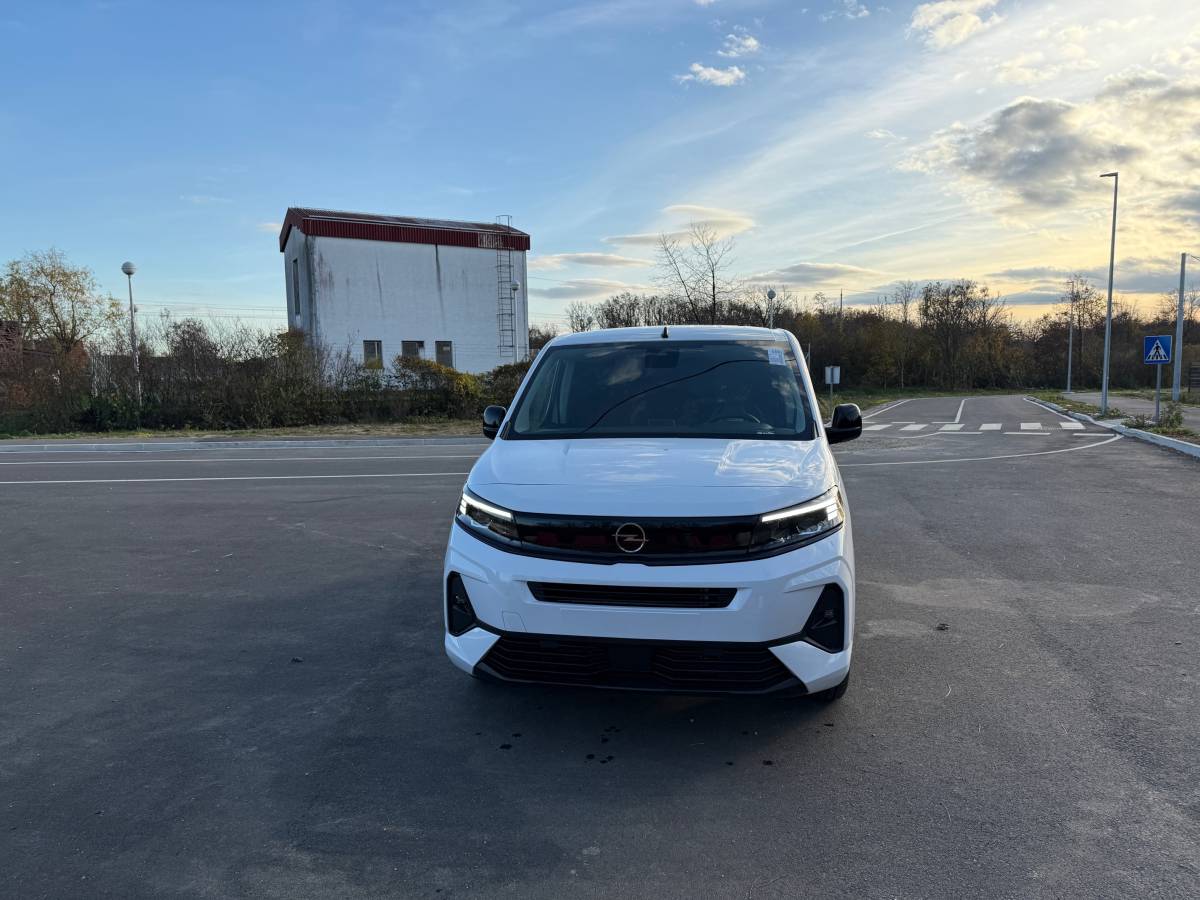 OPEL COMBO 1.5 BLUE HDI CARGO EDITION, MATRIX SVJETLA, N1 vozilo, 2025