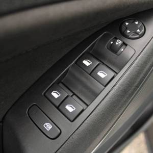 Opel Crossland 1.2 Turbo Ultimate *LED, NAVIGACIJA, KAMERA*