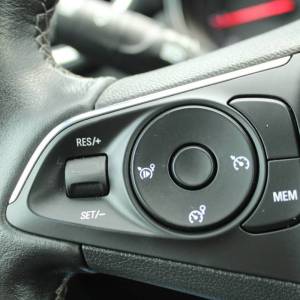 Opel Crossland 1.2 Turbo Ultimate *LED, NAVIGACIJA, KAMERA*