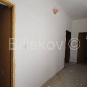 Otavice, Drniš - samostojeća kuća