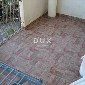 OTOK KRK, GRAD KRK - Apartman 2S+DB od 62 m2 500 m od mora