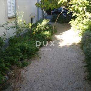 OTOK KRK, GRAD KRK - Apartman 2S+DB od 62 m2 500 m od mora