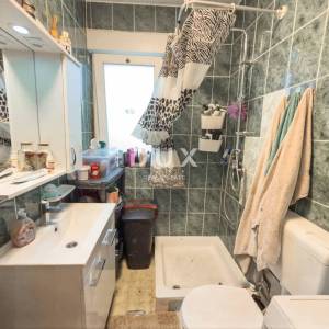 OTOK KRK, GRAD KRK - Stan na odličnoj lokaciji