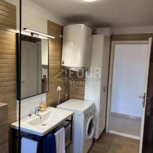 Otok Krk, Malinska, 2s+db, 66.83m2, balkon, lođa, pogled na more