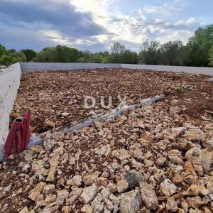 OTOK KRK, MALINSKA (okolica) - Građevinsko zemljište 511 m2 s projektom