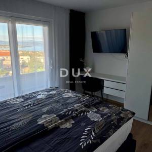 OTOK KRK, MALINSKA – samostojeća vila s bazenom, pogledom na more i punom mjerom privatnosti