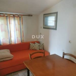 OTOK KRK, MALINSKA (zaleđe) - Samostojeća kuća sa okućnicom