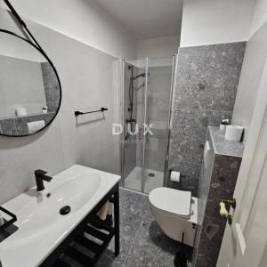 OTOK KRK, OMIŠALJ - VILLA - prvi red do mora, 23 sobe, bazen – kompletno adaptirana 2023., idealna za investiciju s izvrsnim po...