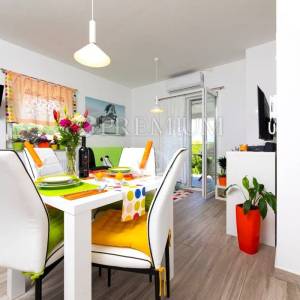 Otok Krk, Uvala Soline – prodaja namještenog apartmana!