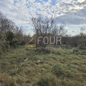 Otok Krk, Vrbnik, građevinsko zemljište 3.022m2