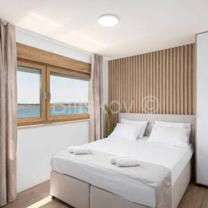 Otok Pag, luksuzna novogradnja prvi red do mora, prodaja