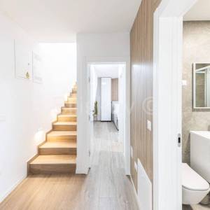 Otok Pag, luksuzna novogradnja prvi red do mora, prodaja