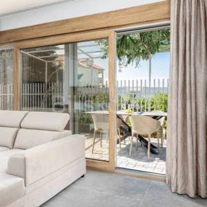 Otok Pag, luksuzna novogradnja prvi red do mora, prodaja