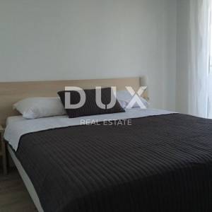 OTOK RAB – unikatna nekretnina prvi red do mora