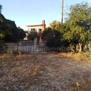 PAG.VLAŠIĆI-KUĆA 111m2 NA TERENU OD 1200m2