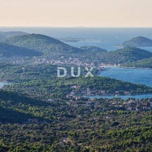 PAŠMAN, BANJ - PRILIKA! Kuća s bazenom 100 m od mora