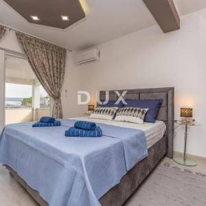 PAŠMAN, BANJ - PRILIKA! Kuća s bazenom 100 m od mora