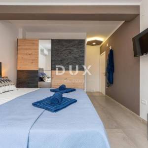 PAŠMAN, BANJ - PRILIKA! Kuća s bazenom 100 m od mora