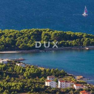 PAŠMAN, BANJ - PRILIKA! Kuća s bazenom 100 m od mora