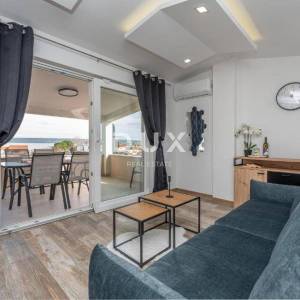 PAŠMAN, BANJ - PRILIKA! Kuća s bazenom 100 m od mora