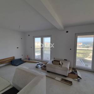 PAŠMAN, BANJ - PRILIKA! Kuća 100 m od mora