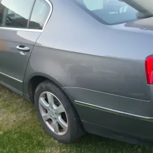 Passat,201000 tkm,2006,uscuvan,vlasnik 70 godina.