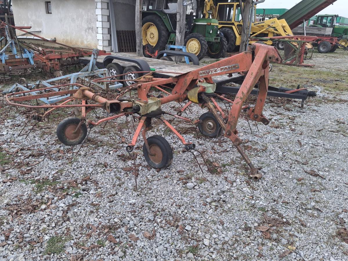 Pauk za sijeno Deutz Fahr KH 500